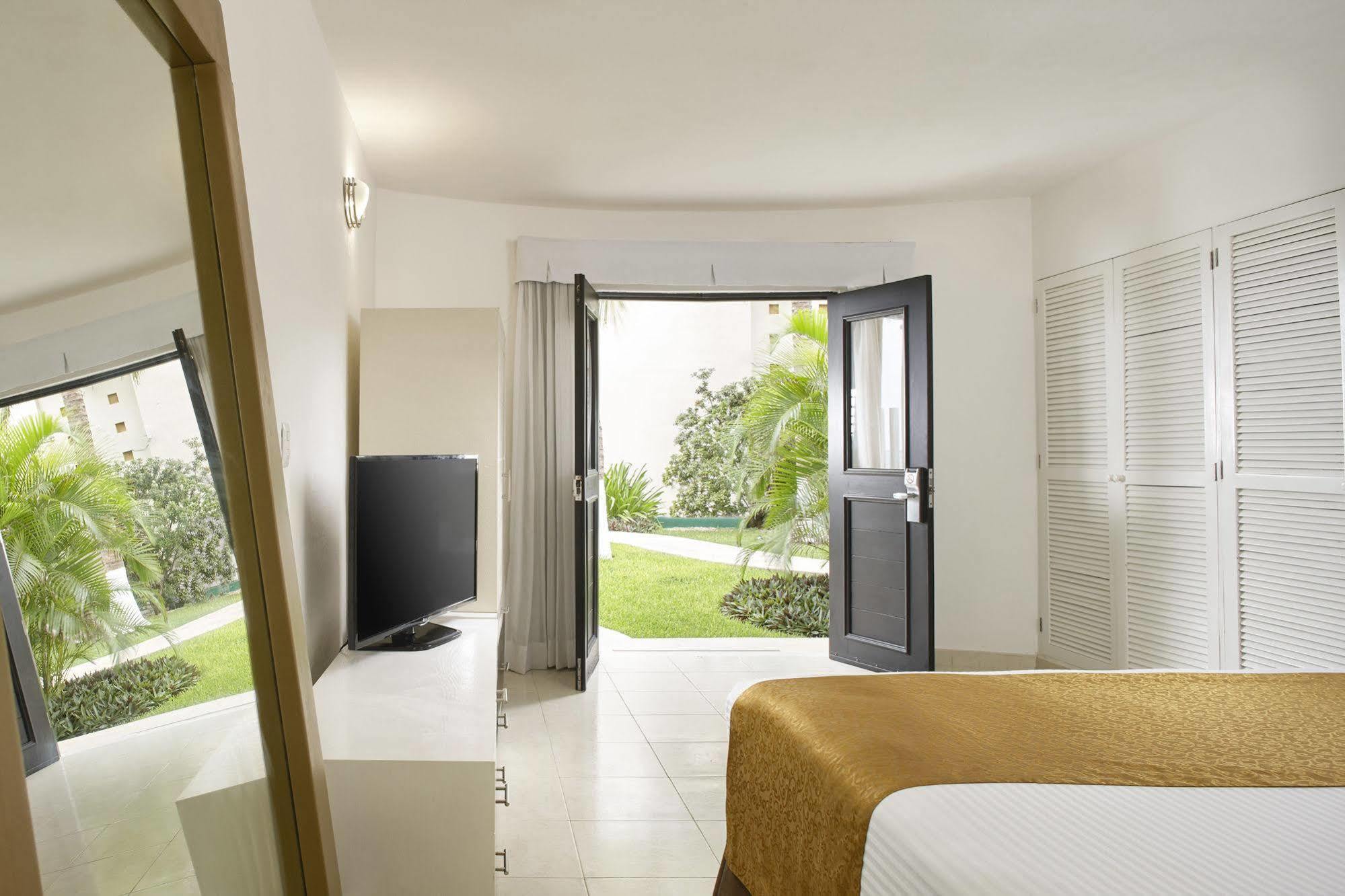 Desire Riviera Maya - Couples Only (adults Only) Resort
