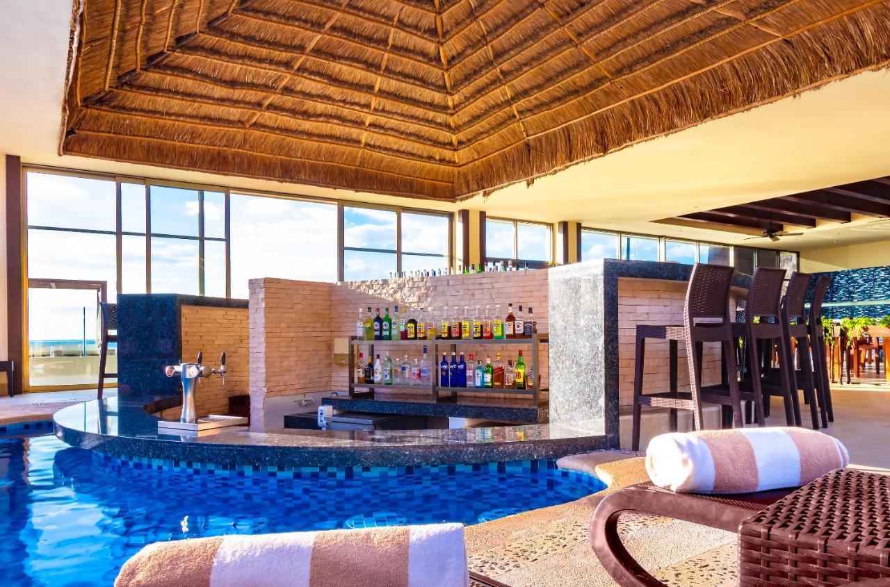 Desire Riviera Maya Resort 4*