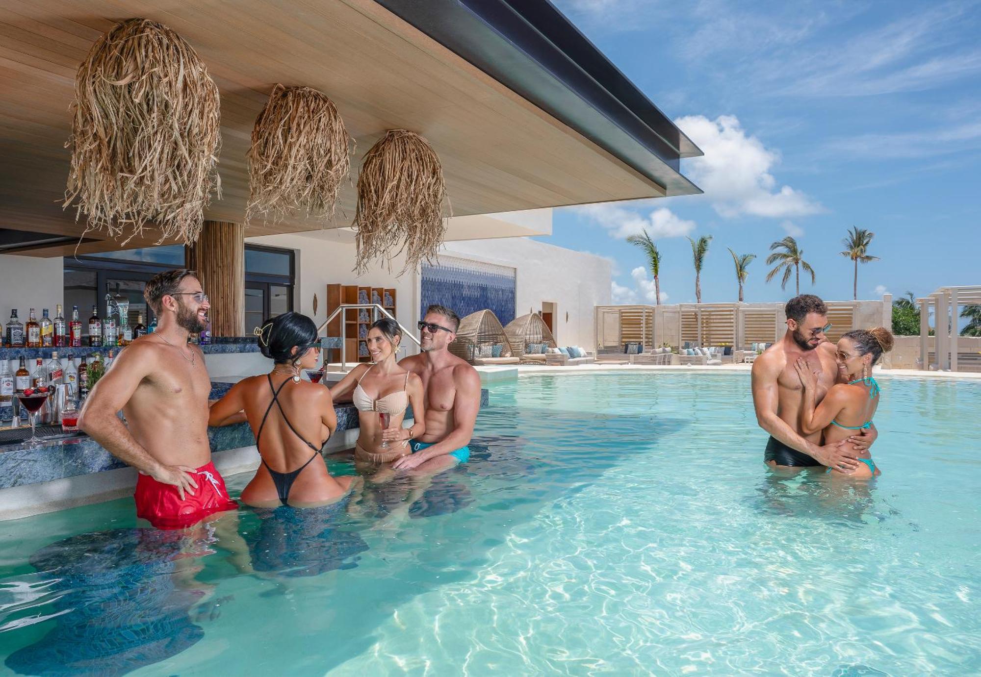 Desire Riviera Maya Resort 4*